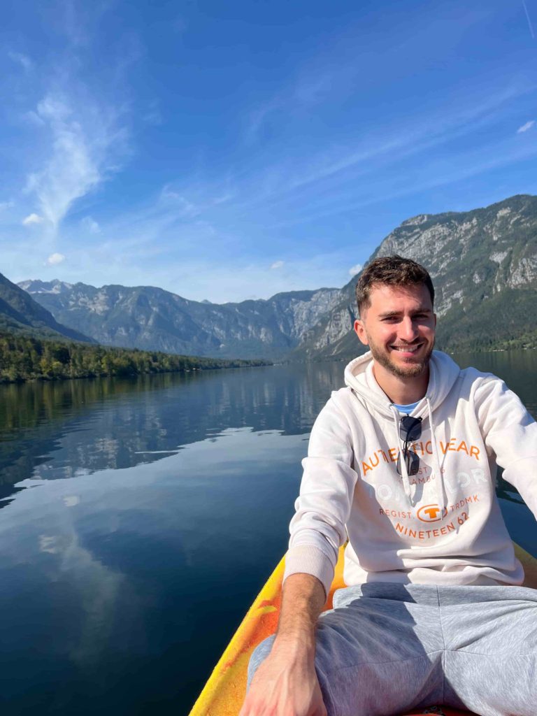 dr.med.dent. Julijan Kralj, Identalia